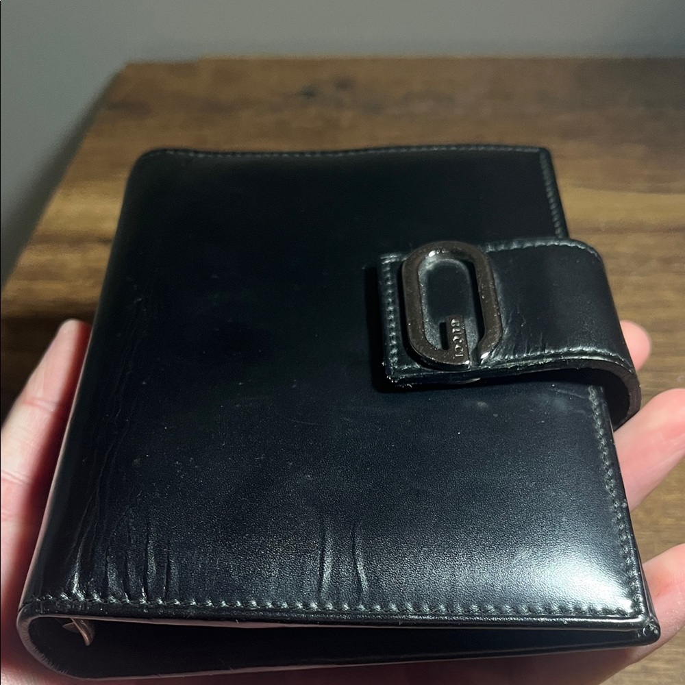 Gucci Black Leather Agenda with Silver Logo Closure - Picture 3 of 10